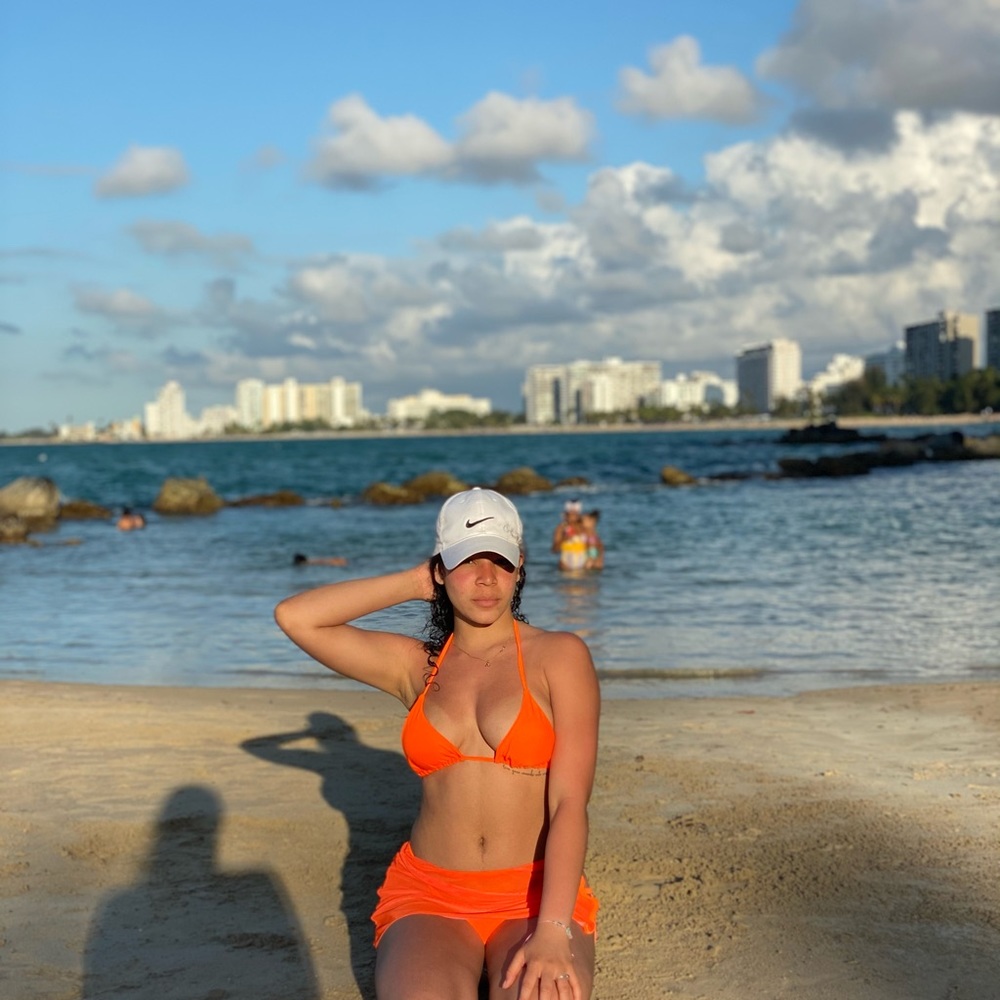 Meet your Posher, Ashly